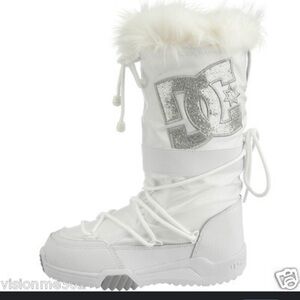 DC y2k original moon / snow boots - size woman’s 8 DC CHALET SE WOMENS